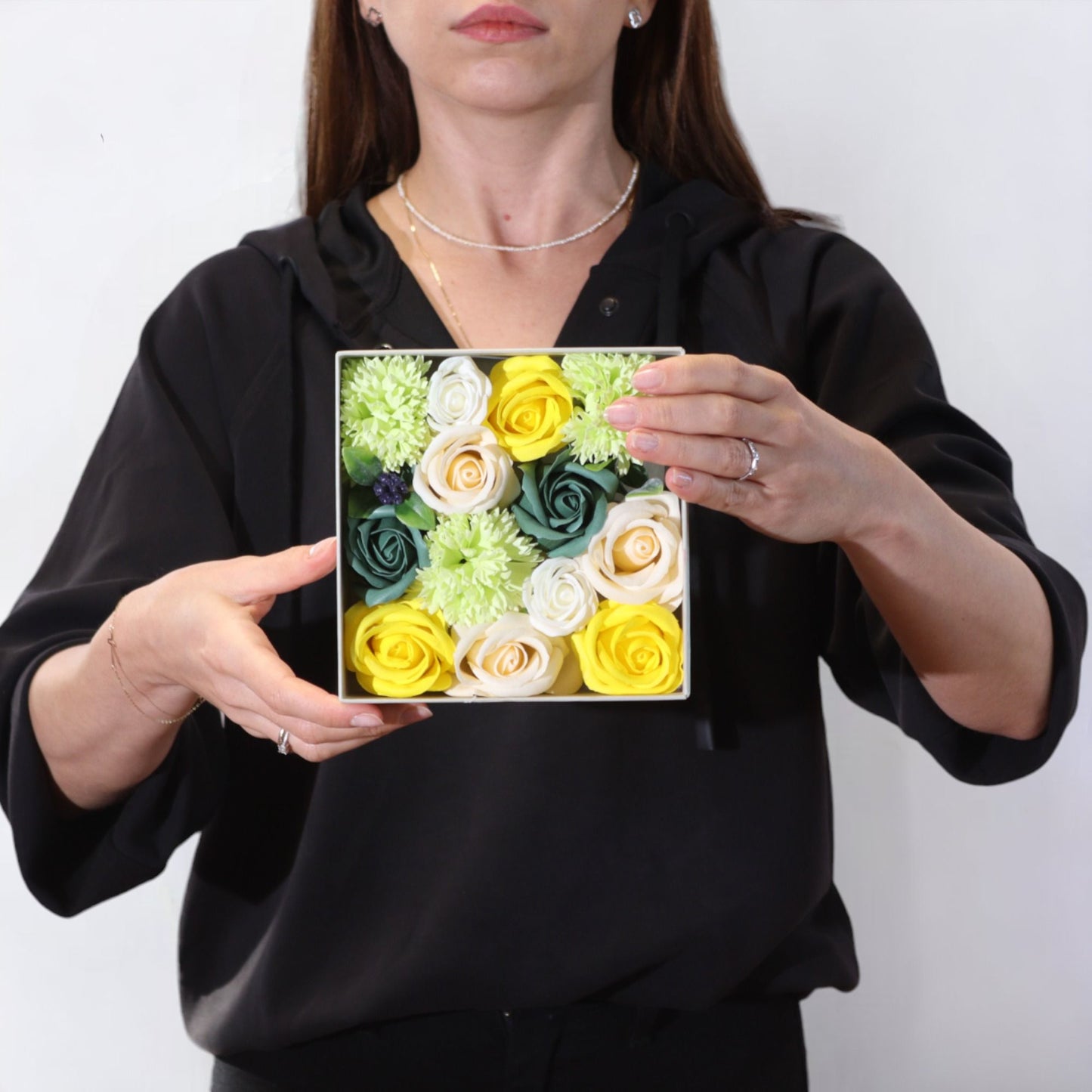 Square Box – Spring Celebrations Yellow & Green Roses Cheerful Love Gift
